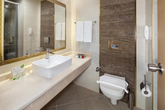 L`Oceanica Beach Resort Hotel