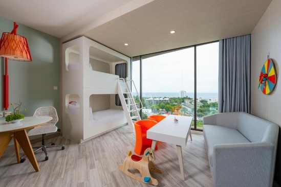 Holiday Inn Vana Nava Hua Hin