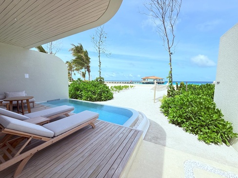 Centara Grand Lagoon Maldives