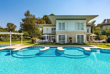 Azure Villas By Cornelia