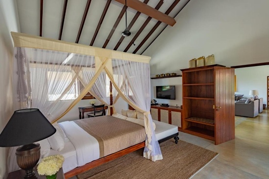 Taru Villas - The Long House