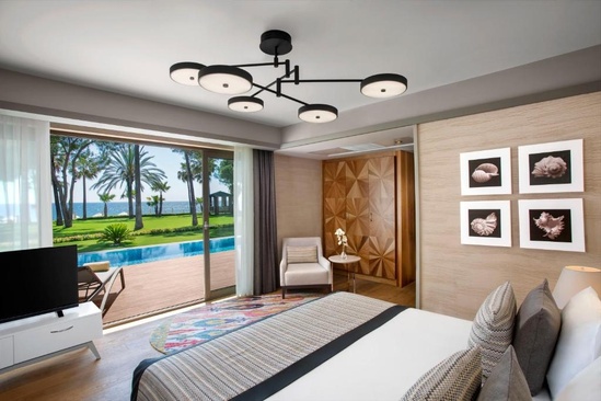 Acanthus Cennet Barut Collection
