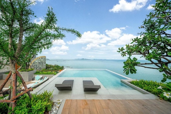 Centara Grand Mirage Beach Resort Pattaya