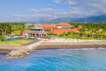 Lovina Beach Club & Resort