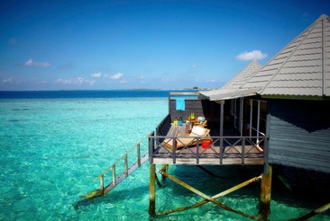 Komandoo Island Resort