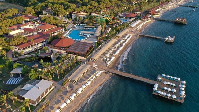 Crystal Flora Beach Resort
