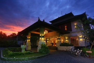 Grand Whiz Hotel Nusa Dua Bali