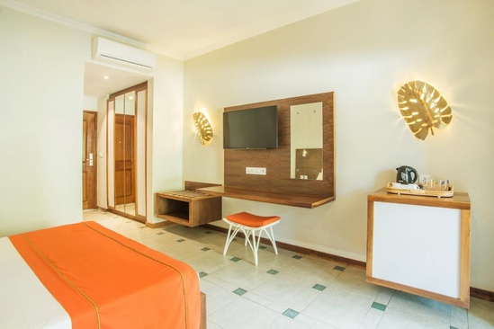 Tarisa Resort