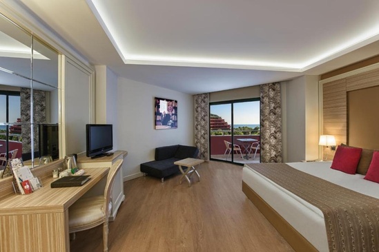 Delphin Palace Deluxe