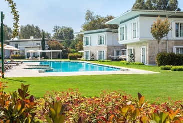 Azure Villas By Cornelia