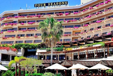 Four Seasons Hotel