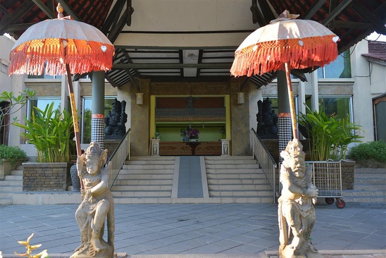 Palm Beach Hotel Bali