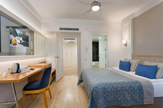 Limak Atlantis De Luxe Hotel & Resort