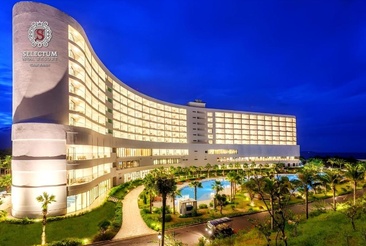 Selectum Noa Resort Cam Ranh