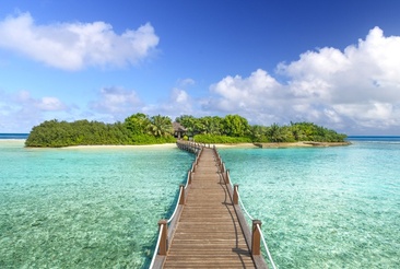 Sheraton Maldives Full Moon Resort & Spa