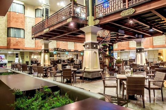Famous Hotel Kuta