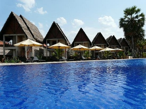 Maalu Maalu Resort & Spa