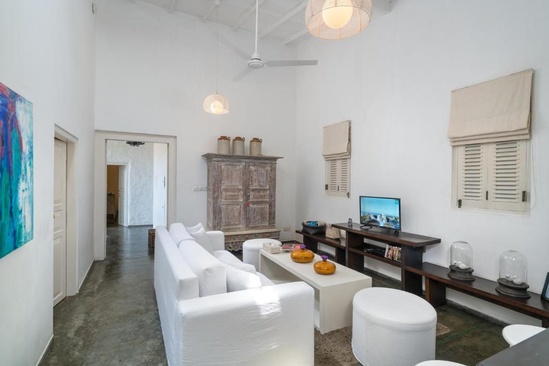 Taru Villas - 906