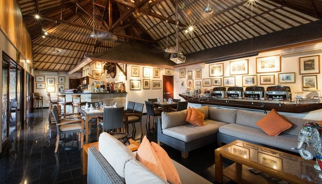 Mason Elephant Park & Lodge