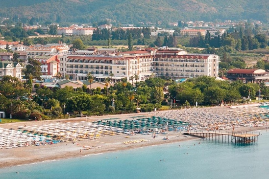 L`Oceanica Beach Resort Hotel