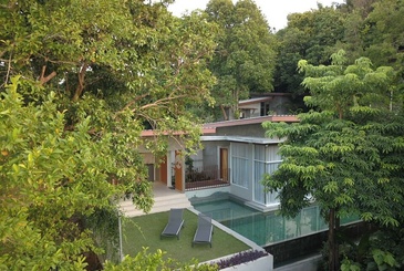 Ambong Pool Villas