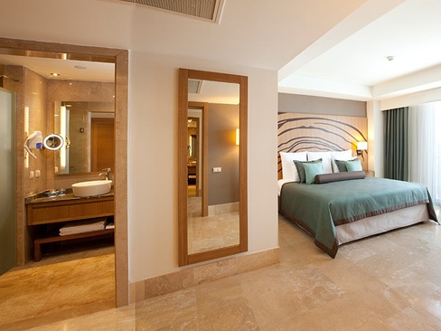 Paloma Oceana Resort