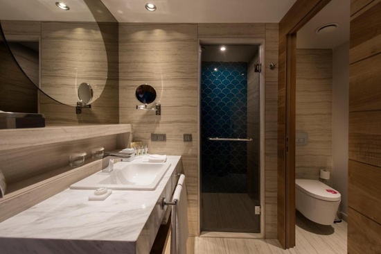 Acanthus Cennet Barut Collection