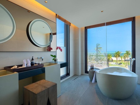 Pullman Lombok Mandalika Beach Resort