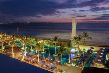 Lv8 Resort Hotel