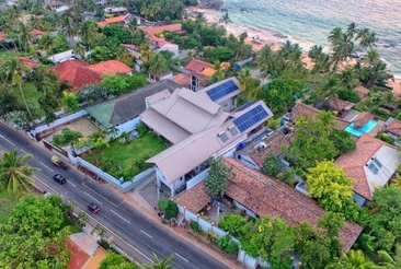 R Degrees Luxury Boutique Hotel