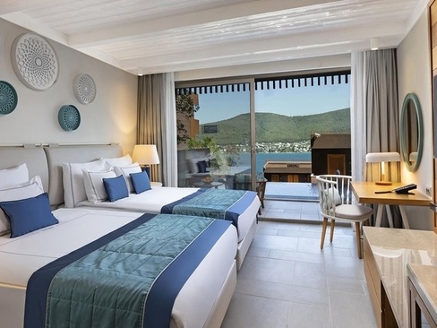 Titanic Luxury Collection Bodrum
