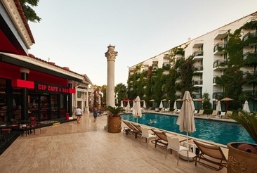 Club Hotel Sera