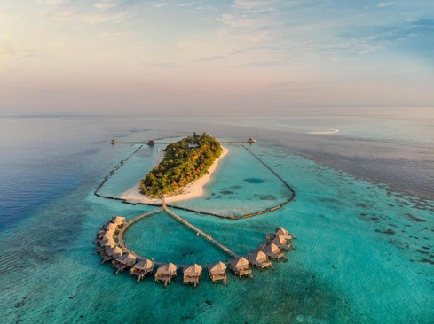 Komandoo Island Resort