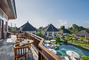 Swan Paradise A Pramana Experience