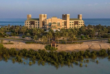 Anantara Desert Islands Resort & Spa