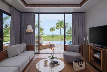 Pullman Lombok Mandalika Beach Resort