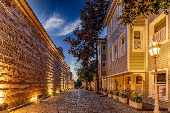 Hagia Sofia Mansions Istanbul, Curio Collection By Hilton