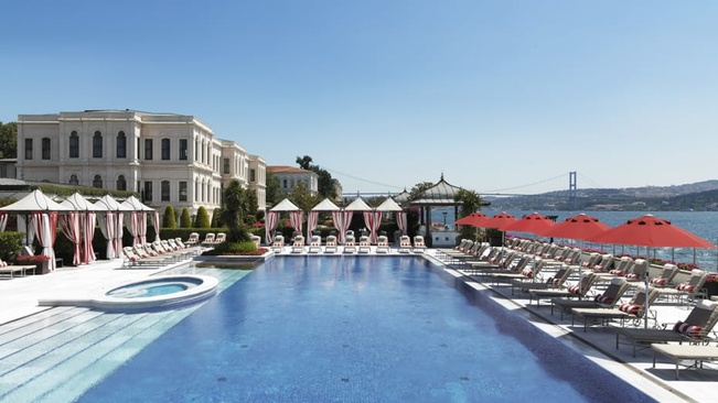 Four Seasons Hotel Istanbul At The Bosphorus