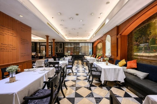 Centara Grand At Central Plaza Ladprao Bangkok