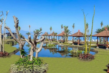 Lovina Beach Club & Resort