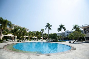 Diamond Bay Condotel Resort Nha Trang