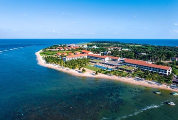 Amaya Beach Passikudah