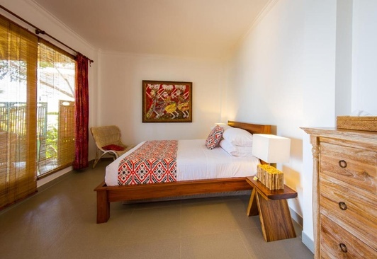 Aquamarine Beach Villas
