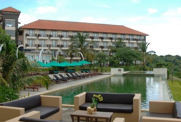 New Kuta Hotel By Lorin