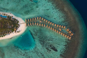 Emerald Faarufushi Resort & Spa