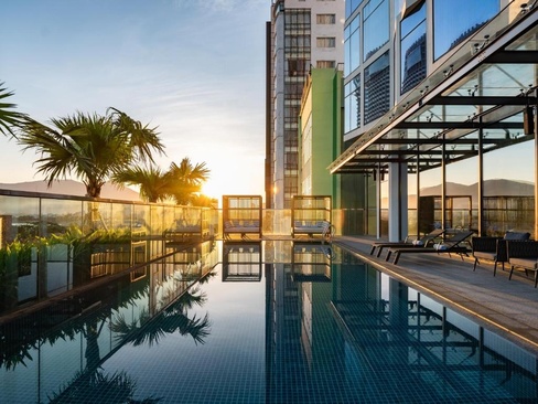 Crowne Plaza Danang Central Hotel (Ex.Bay Capital Danang)