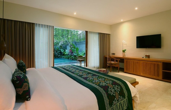 Japa Suites & Villas