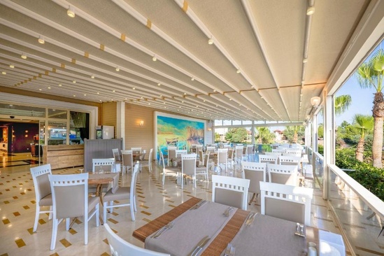 L`Oceanica Beach Resort Hotel