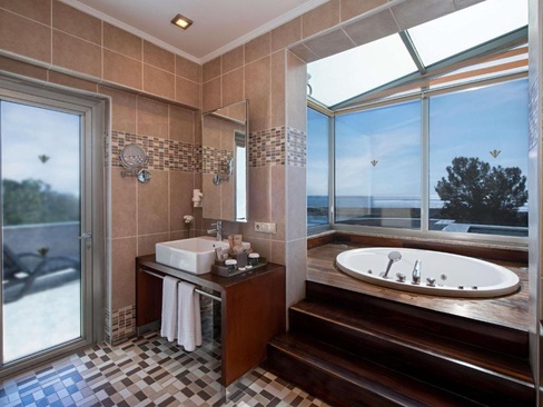 Rixos Sungate