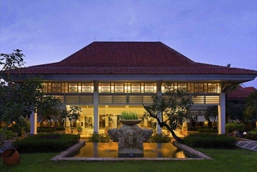 Bandara International Hotel
